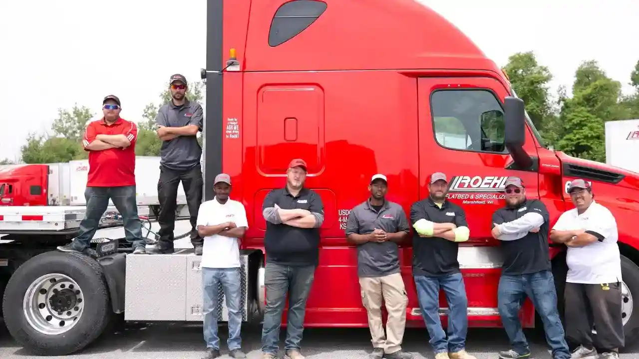 Roehl drivers on truck
