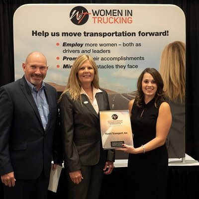stacey-tim-women-in-trucking-award