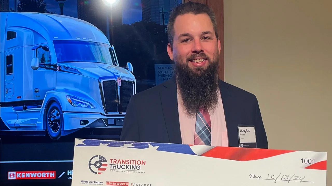 Roehl's Douglas Couch is a Finalist in the Transition Trucking: Driving for Excellence Award 