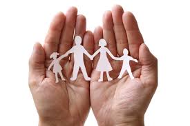 ComPsych: hands holding paper family